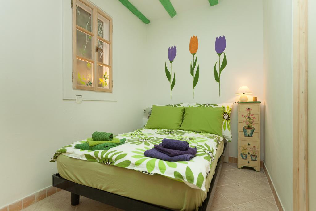 Studio With Garden In โรวีน ภายนอก รูปภาพ